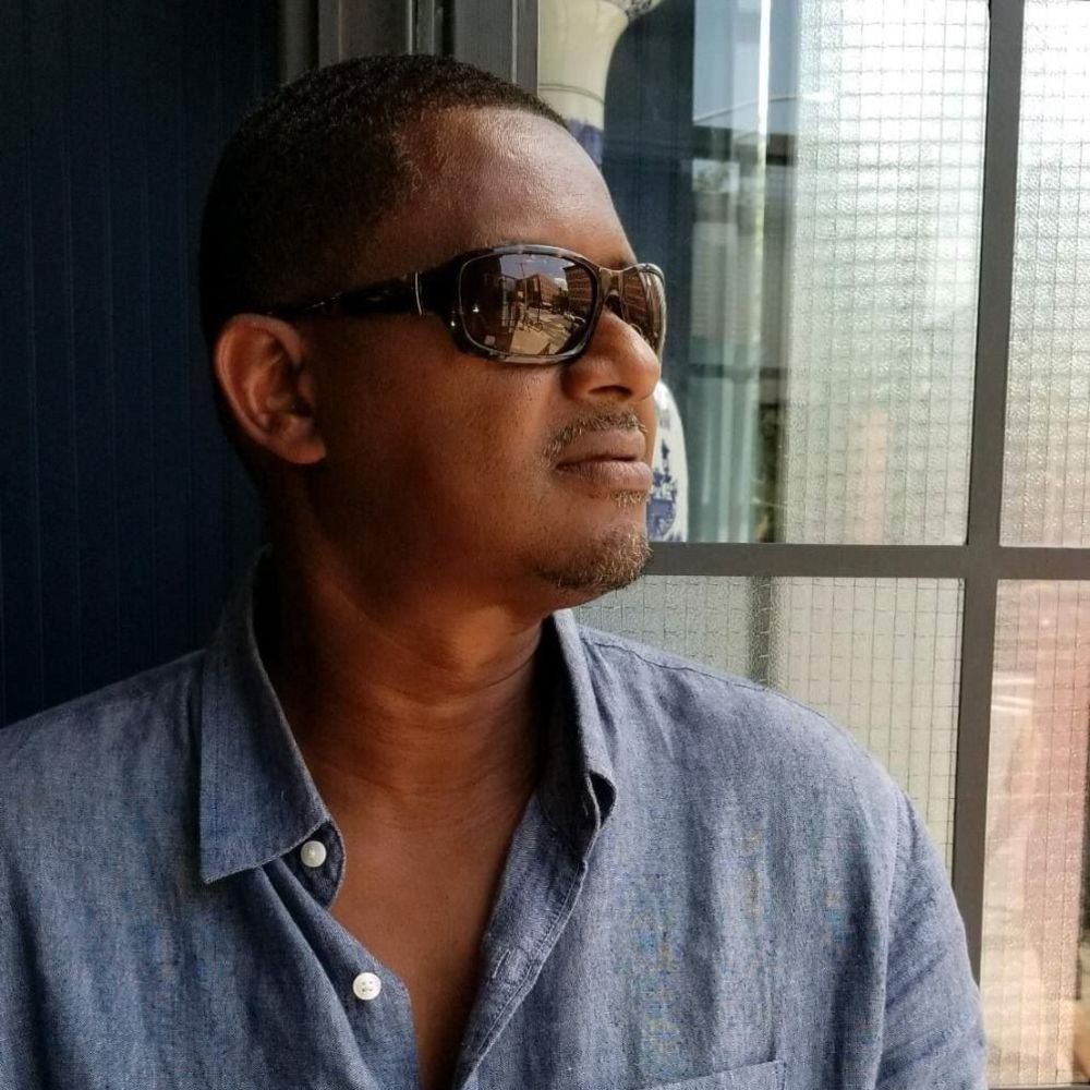 Meet your Posher, Dem